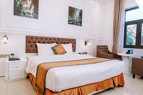 New Ha Long Hotel