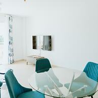 Seaview Splendor 2 Bedroom Modern Comfort