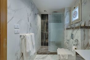 Vesta - Luxury Villa - 3BR - CFC II