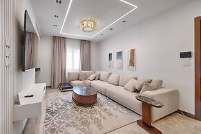 Vesta - Luxury Villa - 3BR - CFC I