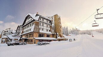 Grey Hotel