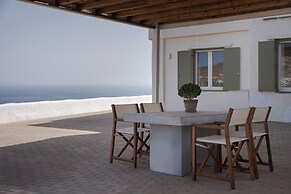 Morfes Luxury Apartments