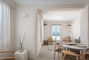 Morfes Luxury Apartments