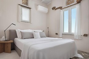 Morfes Luxury Apartments