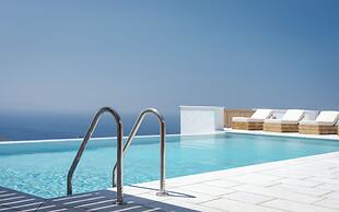 Morfes Luxury Apartments