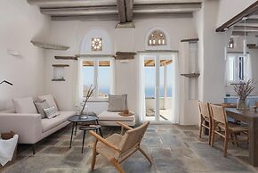 Morfes Luxury Apartments