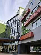 Mérit Parque Leloir by Amérian
