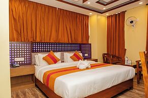Hotel Royal Airport