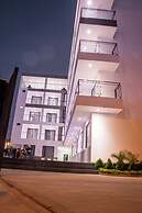 Manta Surf Hotel
