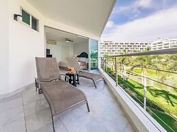 ARIA Residence Beachfront luxury