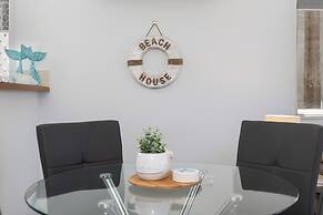 2 Bed Beachfront Apartment in Kingscliff