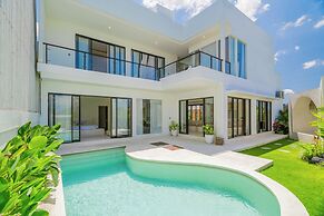 Aurelia Villa by Betterplace