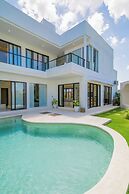 Aurelia Villa by Betterplace