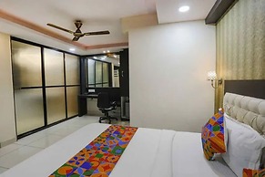 Fabhotel Backstreet