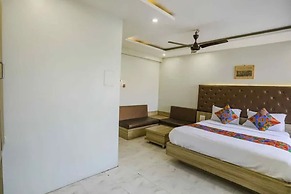 Fabhotel Backstreet