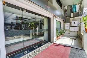 Fabhotel Backstreet