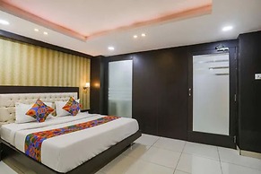 Fabhotel Backstreet