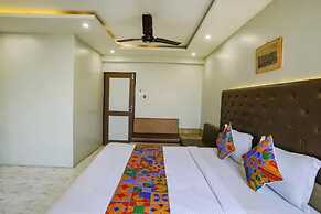 Fabhotel Backstreet