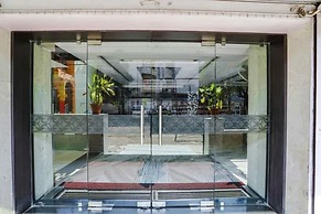 Fabhotel Backstreet