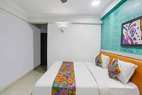 Fabhotel Backstreet