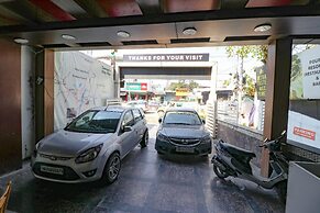 Fabhotel Narula