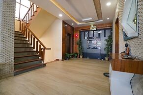 Fabhotel Narula