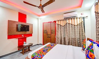 FabHotel The Crown Comforts