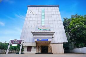 FabHotel Golden Emerald