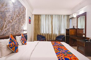 FabHotel Golden Emerald