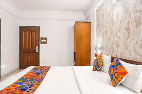 FabHotel Golden Emerald