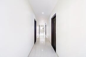 Fabhotel Karthikeya Residency