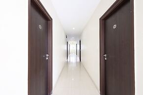 Fabhotel Karthikeya Residency
