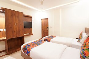 HOTEL SAVI INN