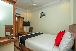 HOTEL SAVI INN