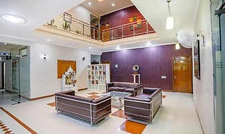 Fabhotel Traika Inn