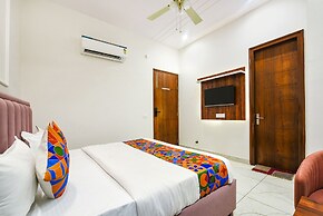 Fabhotel K9 Ovilas