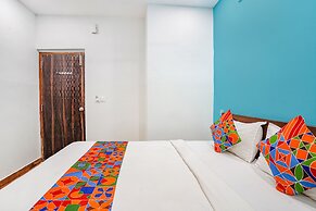Fabhotel Rlv Green Palace