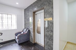 Fabhotel Rlv Green Palace
