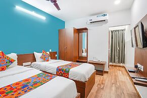 Fabhotel Rlv Green Palace