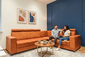 Fabhotel Royal Palace Inn