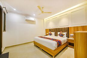 Fabhotel Midway