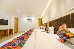Fabhotel Midway