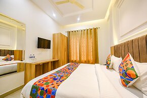 Fabhotel Midway