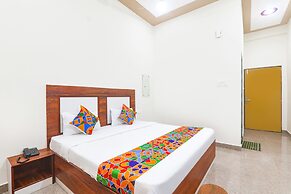 Fabhotel Shree Venkatesh Nileyam