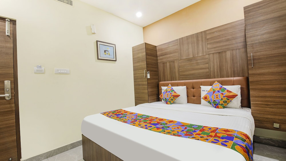 Fabhotel Mrv Inn