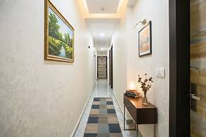 FabHotel Good Luck Residency