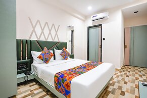 Fabhotel Luxurious Inn