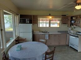 Escott Bay Resort