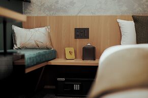 R Hotel Namba Daikokucho