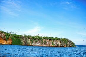 Bugoma sand beach resort hotel
